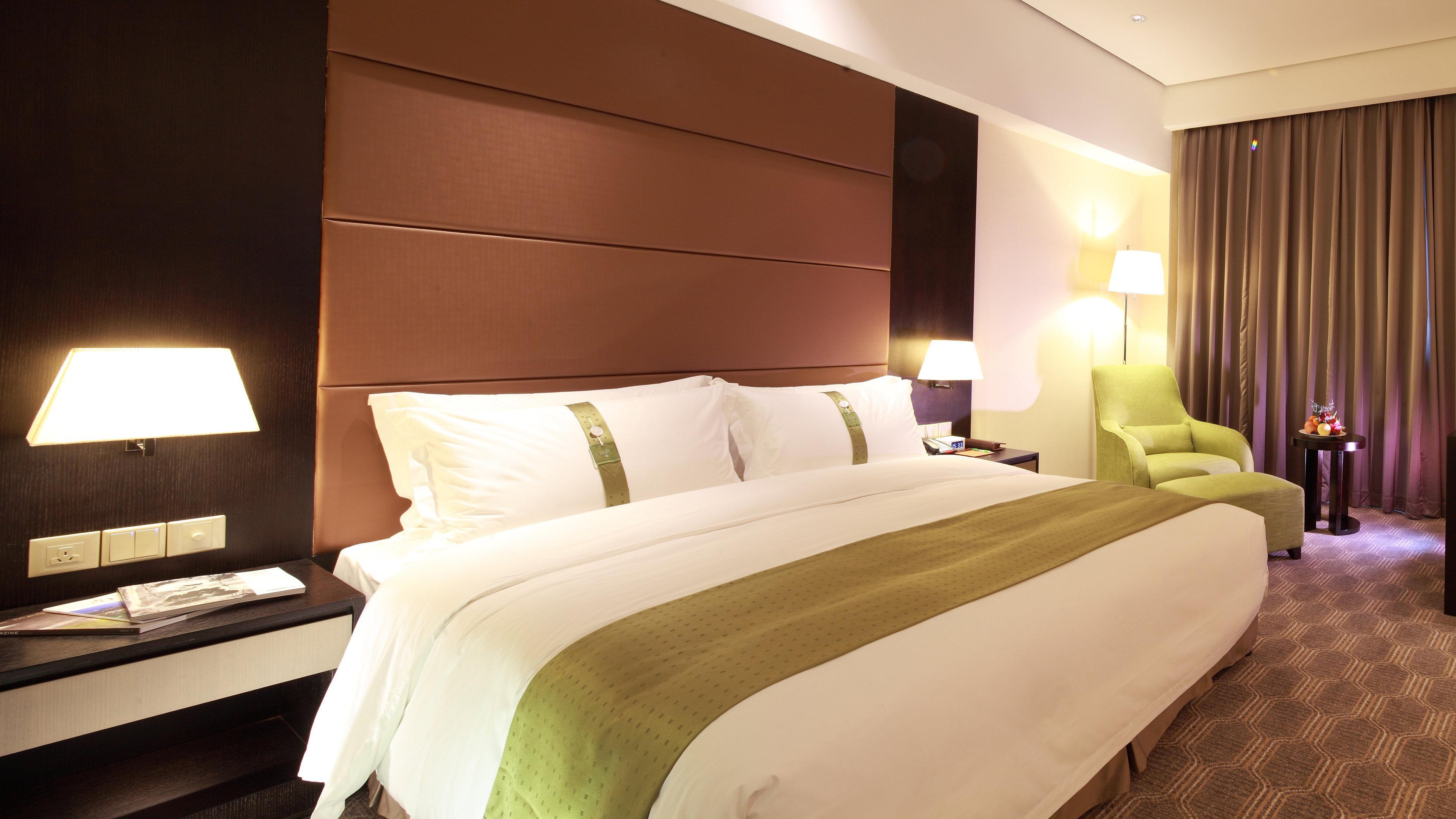 Holiday Inn Nantong Oasis International By Ihg Exterior photo