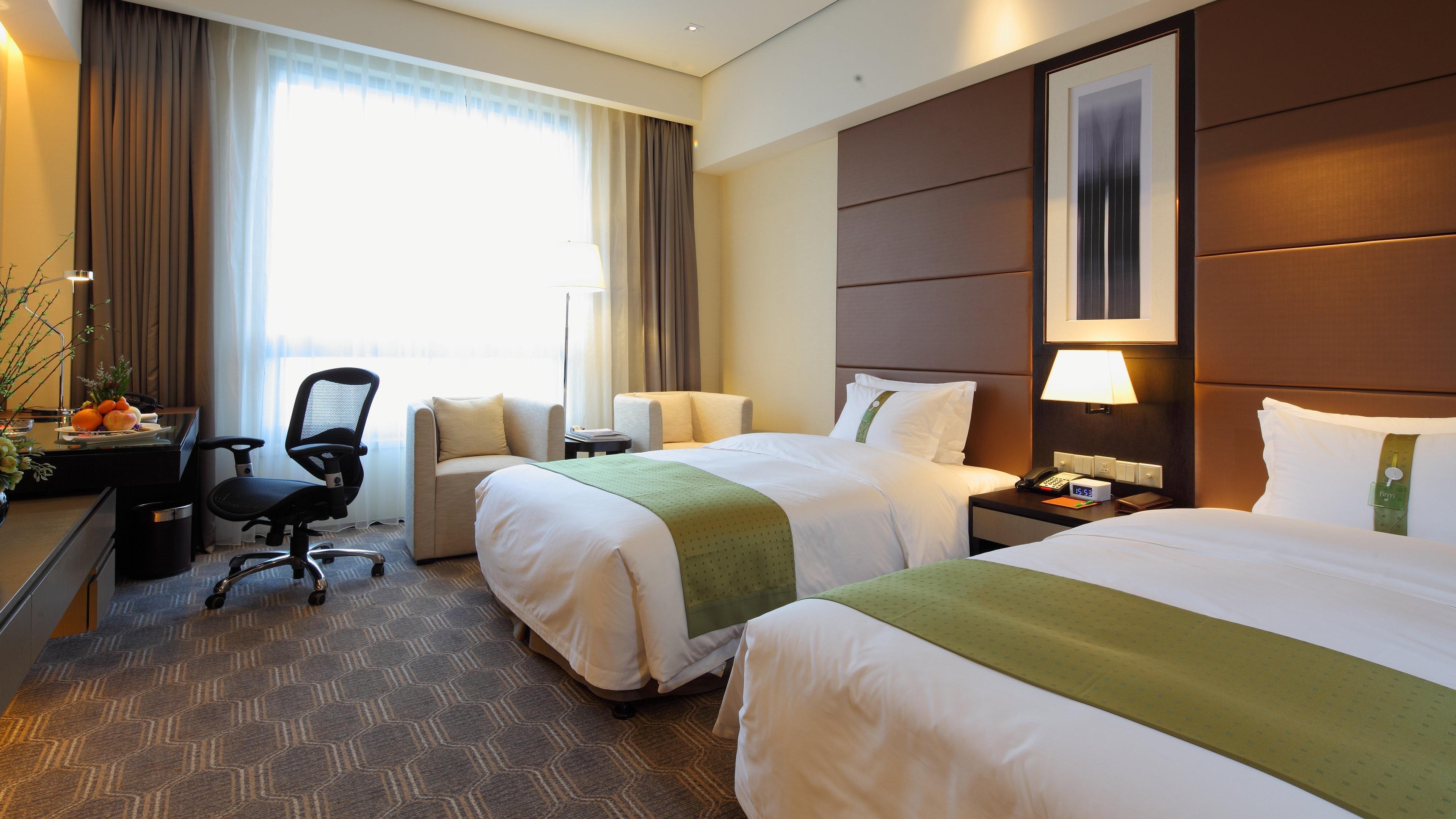 Holiday Inn Nantong Oasis International By Ihg Exterior photo