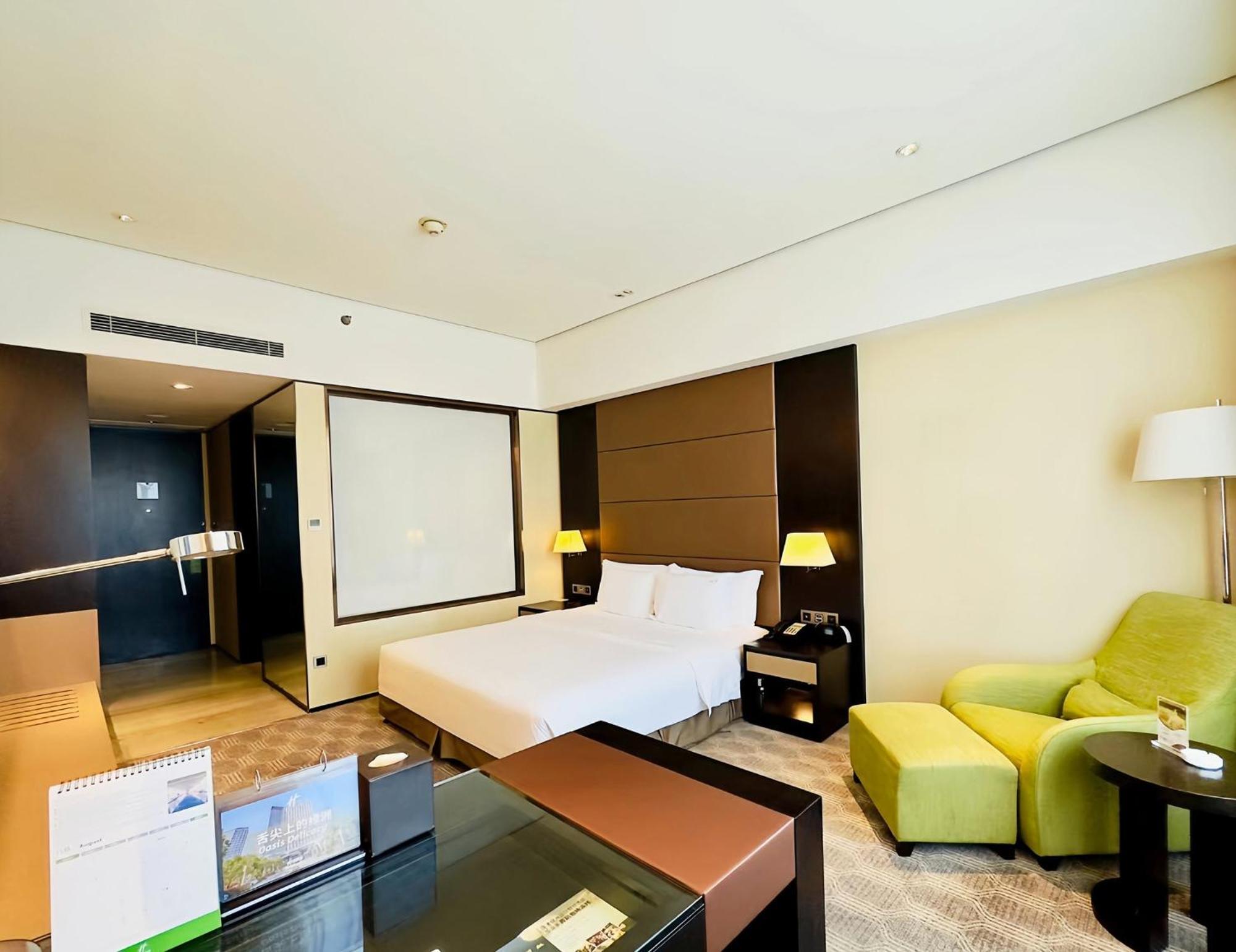 Holiday Inn Nantong Oasis International By Ihg Exterior photo